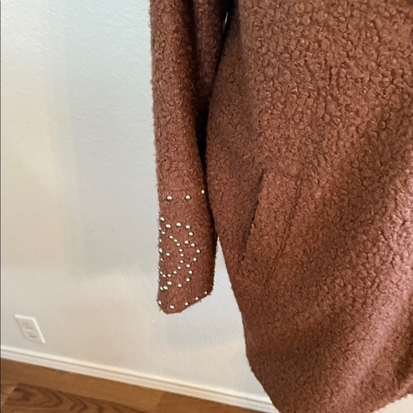 Idyllwind Brown Teddy Jacket with Pearl Details. Large - Picture 3 of 7
